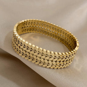 Bracelete gregoriano banhado em ouro 18k